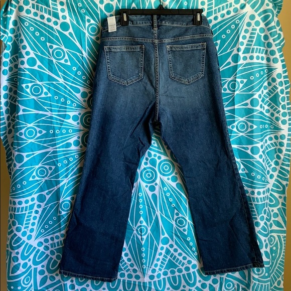 Torrid Relaxed Boot Cut Jeans NWT - Picture 4 of 4